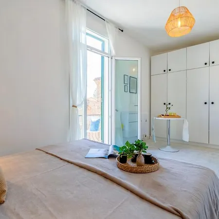 Nuras - Casa Aurelia Square View Old Town * Alghero